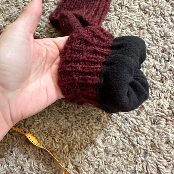 Muk Luks‎ Red Sequin Long Gloves - Picture 5 of 6